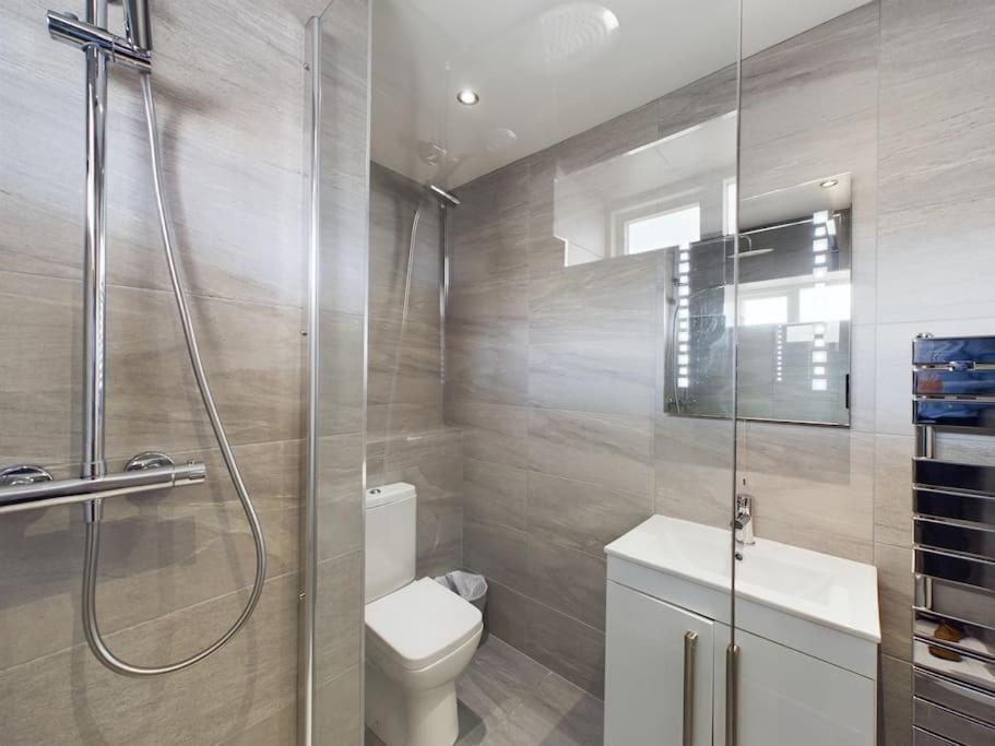 Donegall Sq Apt At City Gate, Belfast City Centre Buitenkant foto