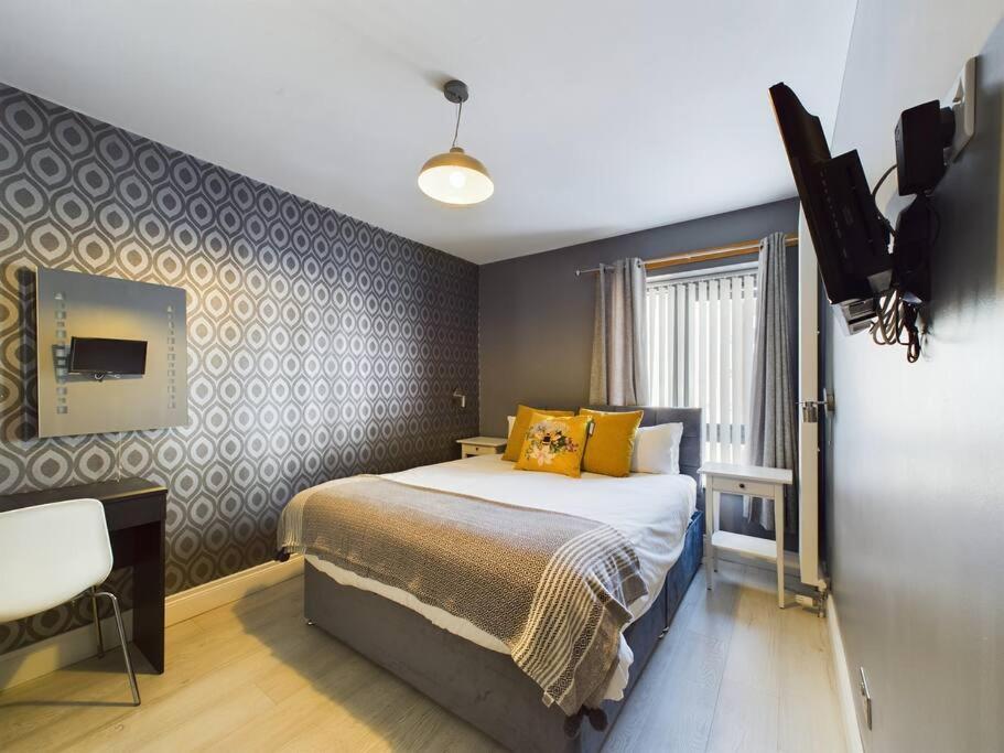 Donegall Sq Apt At City Gate, Belfast City Centre Buitenkant foto