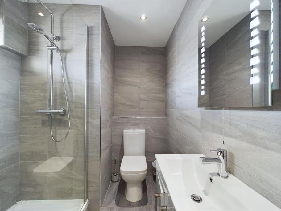 Donegall Sq Apt At City Gate, Belfast City Centre Buitenkant foto