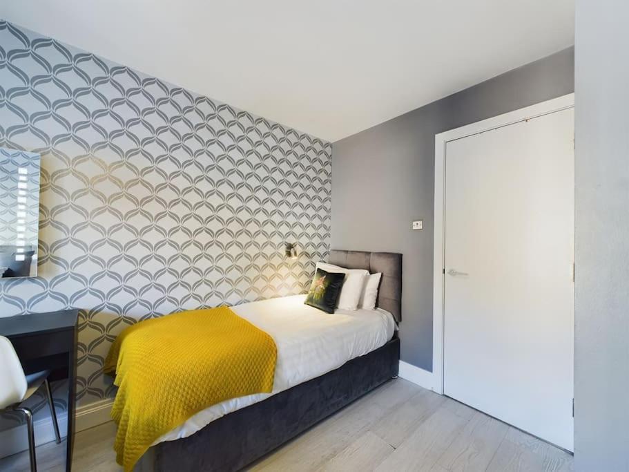 Donegall Sq Apt At City Gate, Belfast City Centre Buitenkant foto