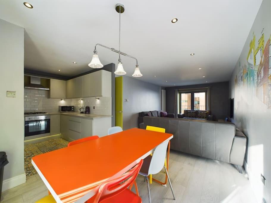Donegall Sq Apt At City Gate, Belfast City Centre Buitenkant foto