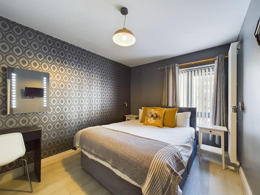 Donegall Sq Apt At City Gate, Belfast City Centre Buitenkant foto